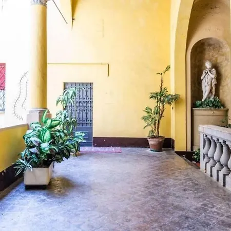 Con Terrazza Tra I Tetti Del Centro ボローニャ